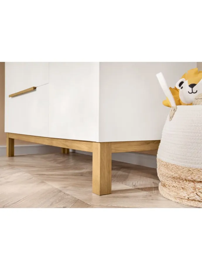 Kinderzimmer-Set Juna breit groß mit Windeleimerauszug, 4-tlg.