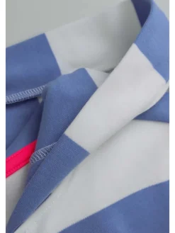 Kleid in bunt