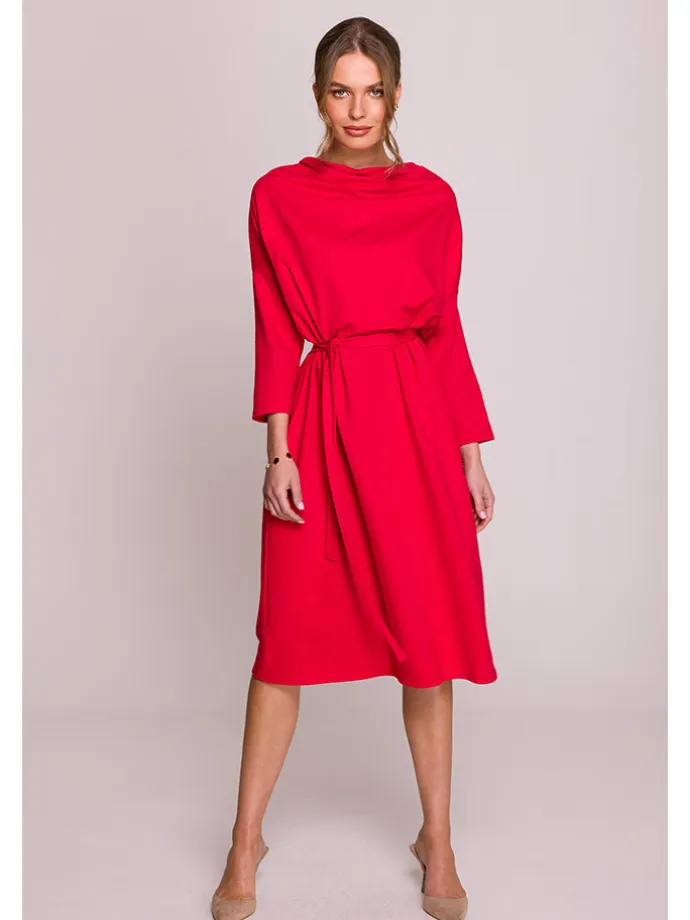 Kleid in Rot