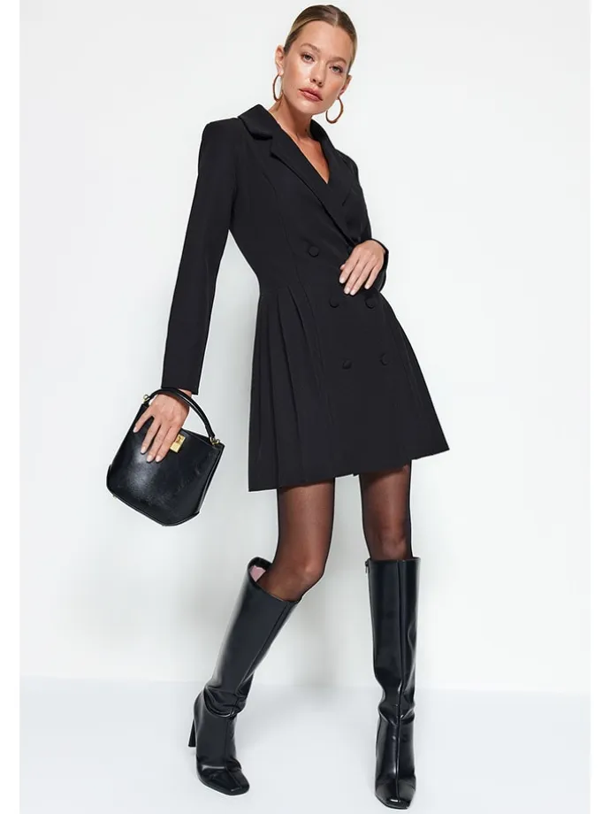 Kleid in Schwarz