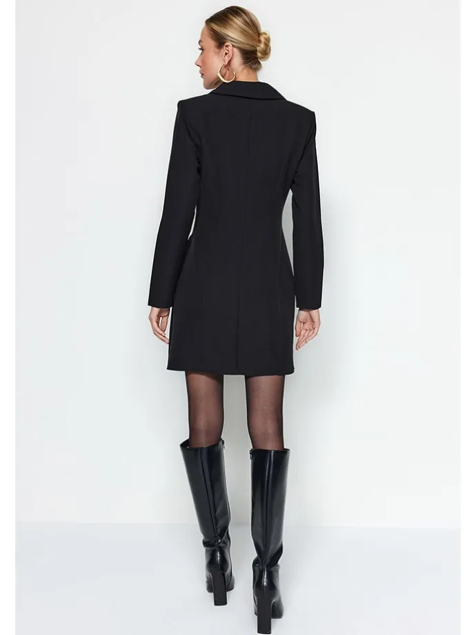 Kleid in Schwarz