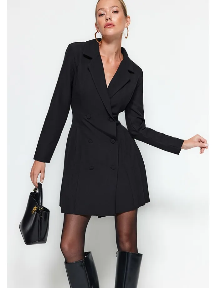 Kleid in Schwarz