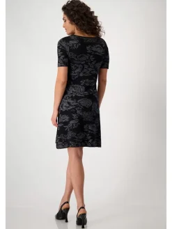 Kleid in Schwarz