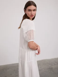 Kleid in Weiß