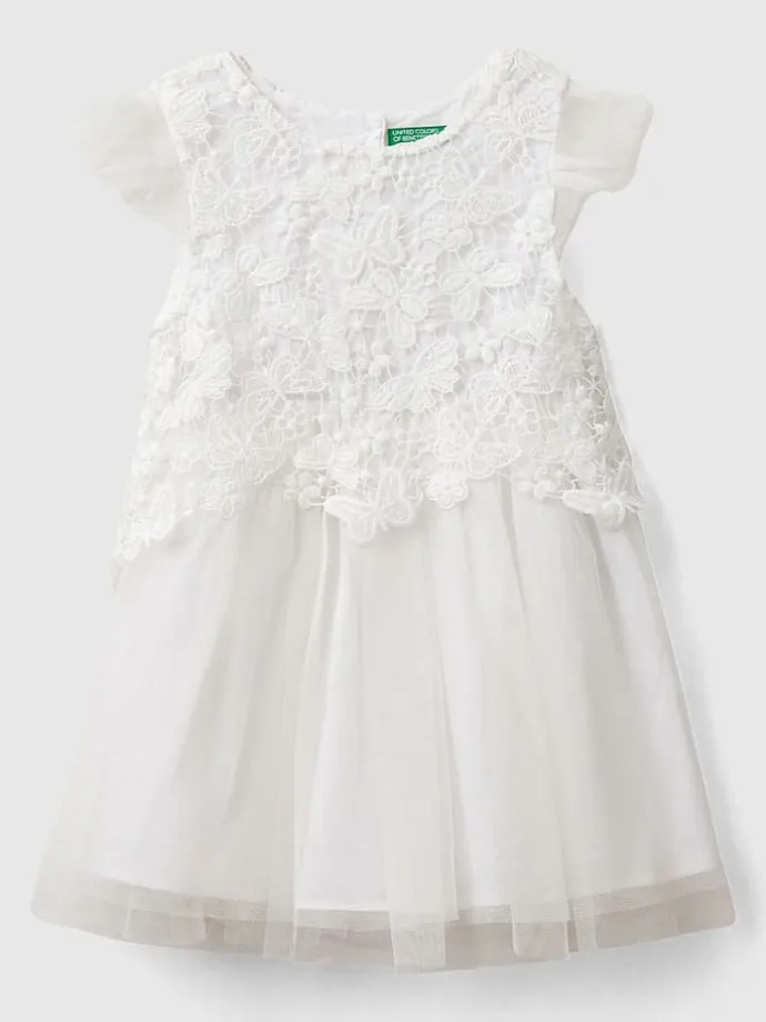 Kleid in Weiß