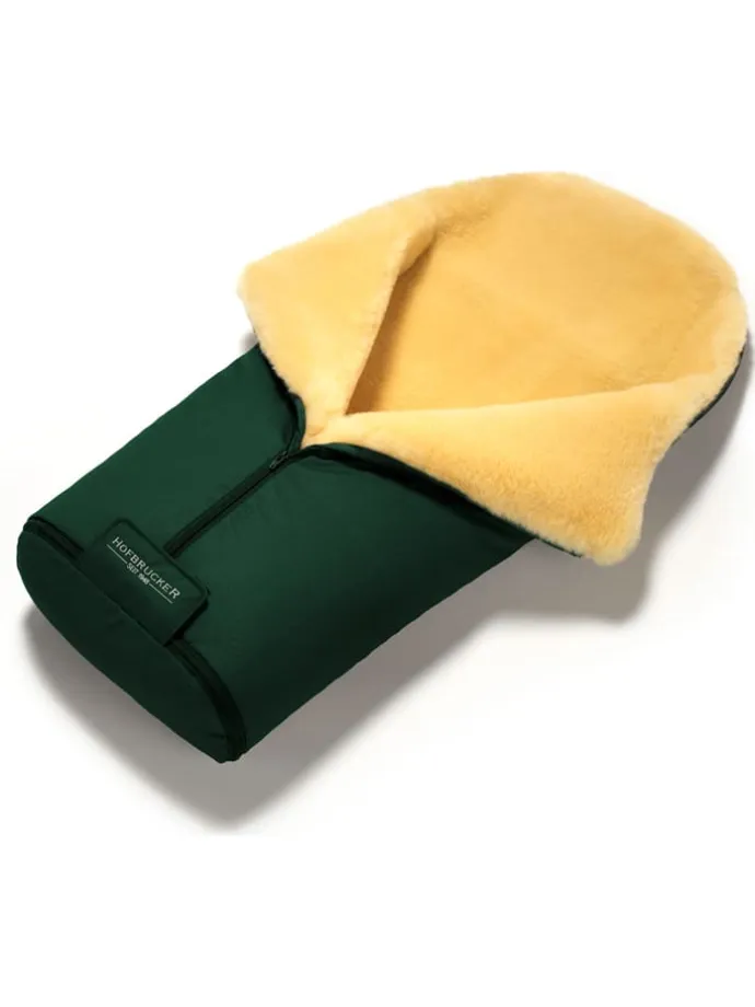 Lammfell-Fußsack "Iglu" in Dunkelgrün - (L)95 x (B)34 cm