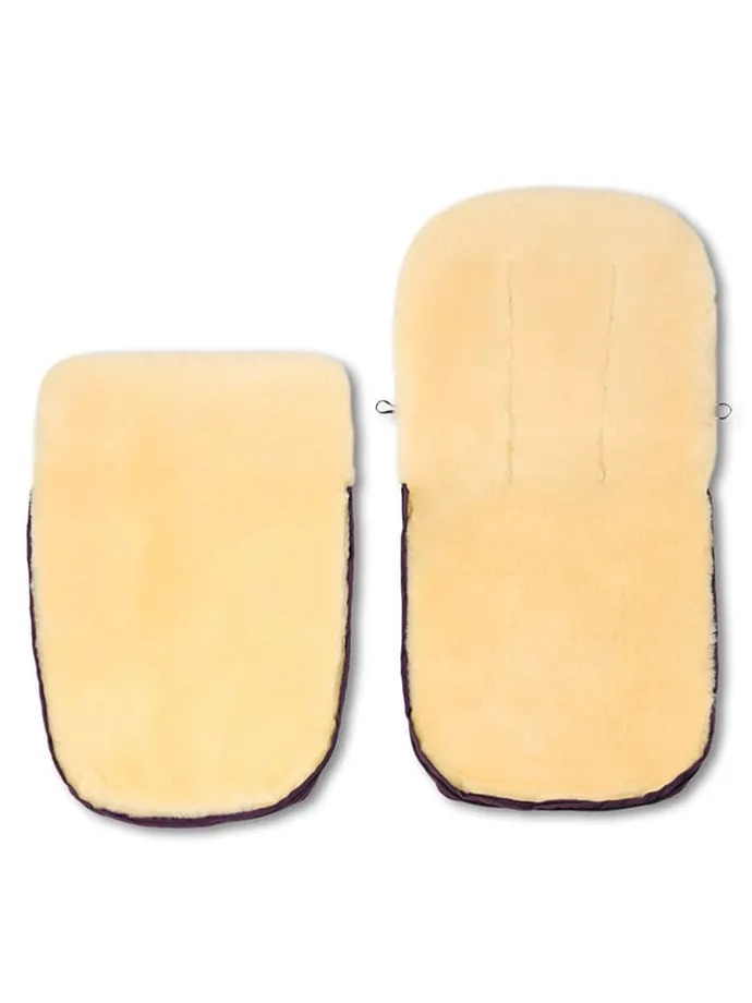 Lammfell-Fußsack "Putzi" in Lila - (L)90 x (B)34