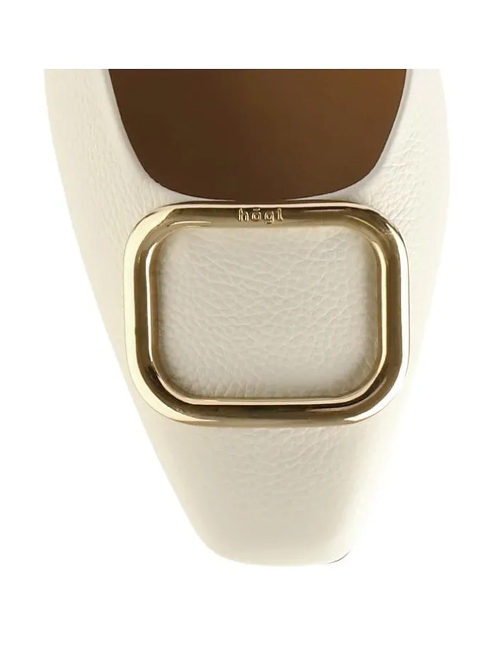 Leder-Ballerinas in Creme