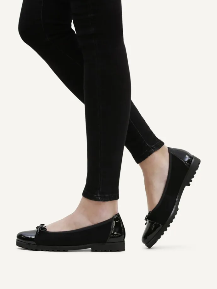 Leder-Ballerinas in Schwarz