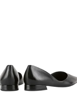 Leder-Ballerinas in Schwarz