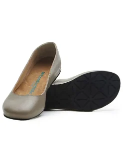 Leder-Ballerinas in Taupe