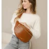 Leder-Gürteltasche "Lorenza" in Hellbraun - (B)36 x (H)22 x (T)12 cm