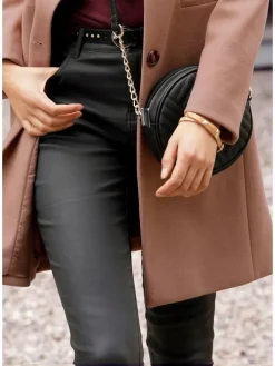 Lederimitathose in schwarz