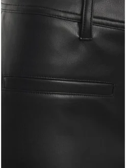 Lederimitathose in schwarz