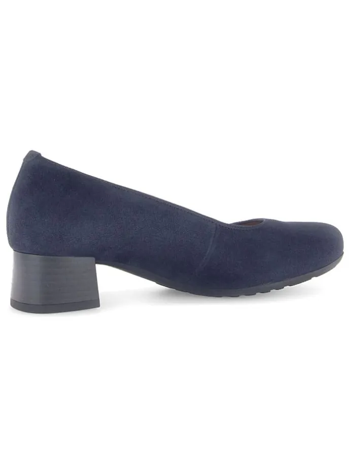 Leder-Pumps in Dunkelblau