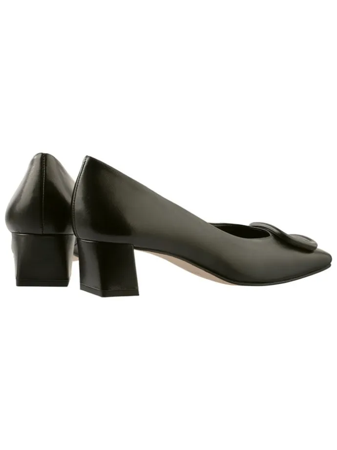 Leder-Pumps in Schwarz