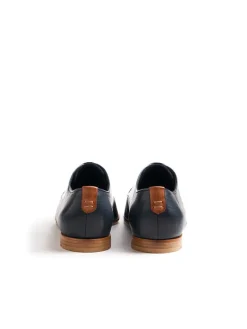 Leder-Schnürschuhe in Schwarz
