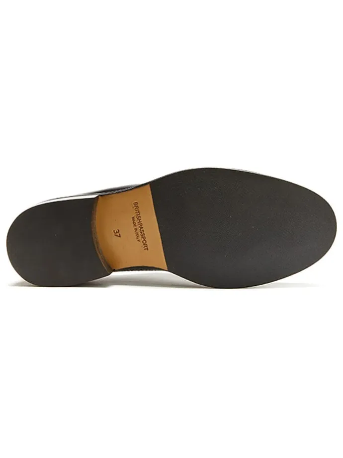 Leder-Schnürschuhe in Schwarz