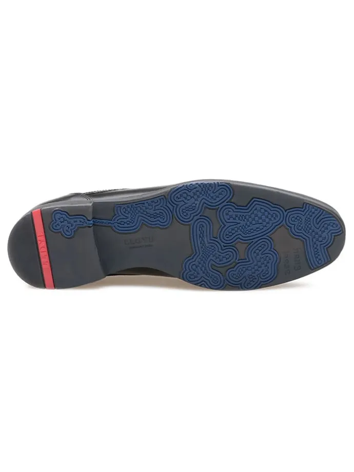 Leder-Schnürschuhe in Schwarz