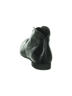 Leder-Schnürschuhe in Schwarz