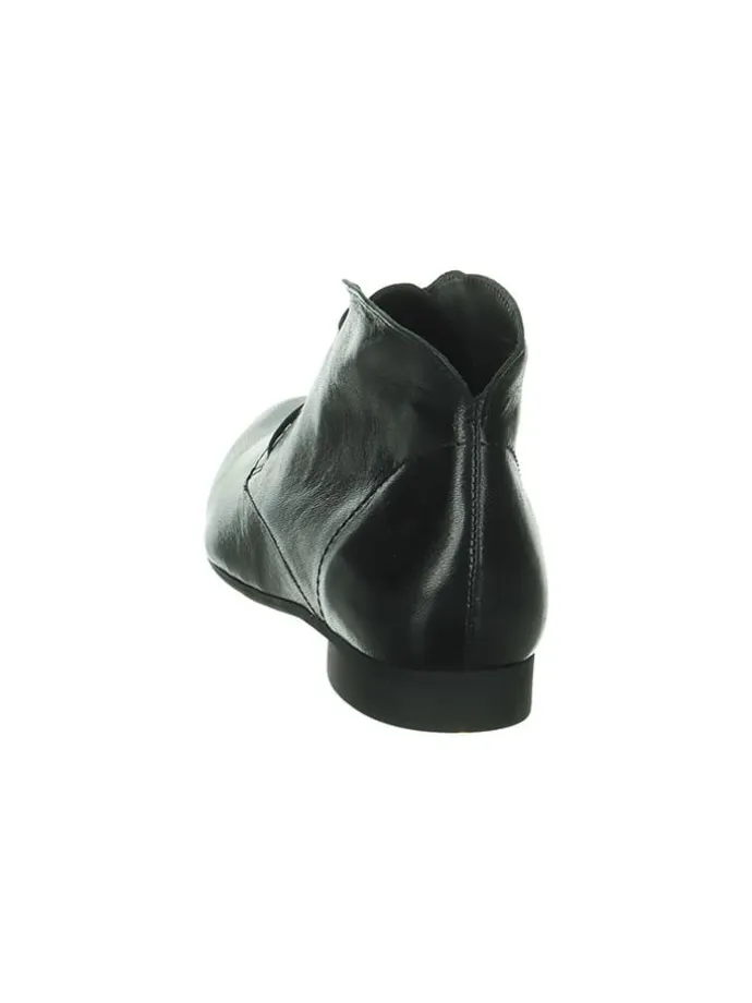 Leder-Schnürschuhe in Schwarz