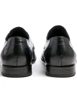 Leder-Schnürschuhe