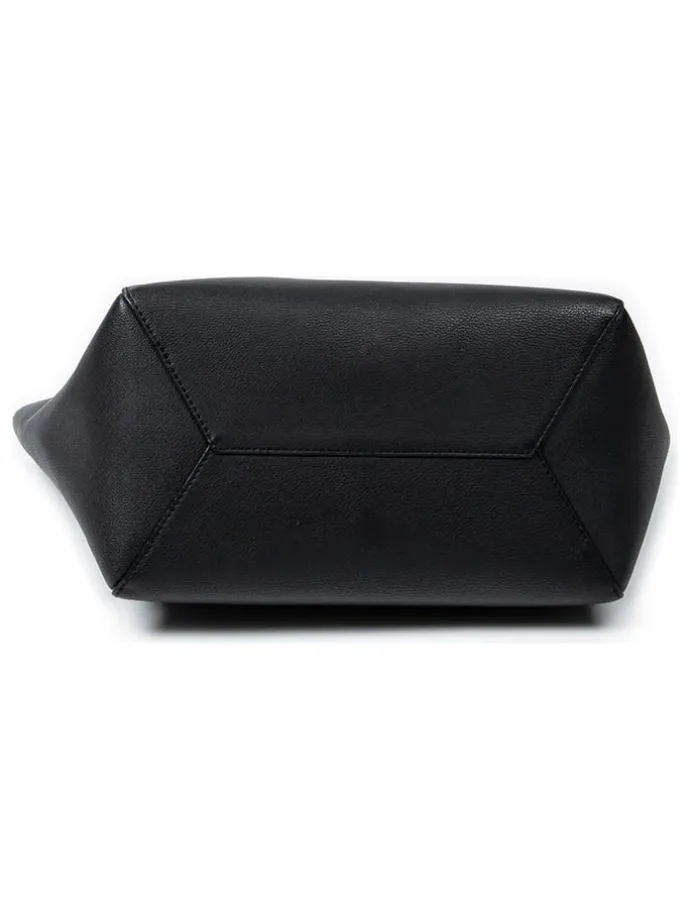 Leder-Schultertasche in Schwarz - (B)41 x (H)28 x (T)15 cm