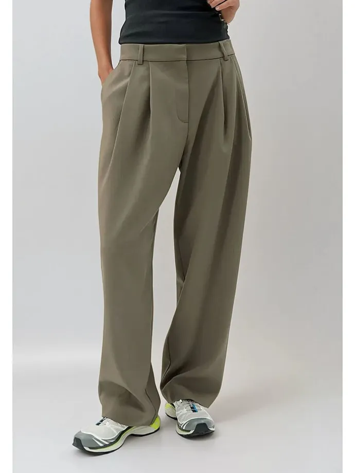 Marlenehose in Khaki