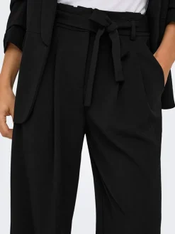 Marlenehose in Schwarz