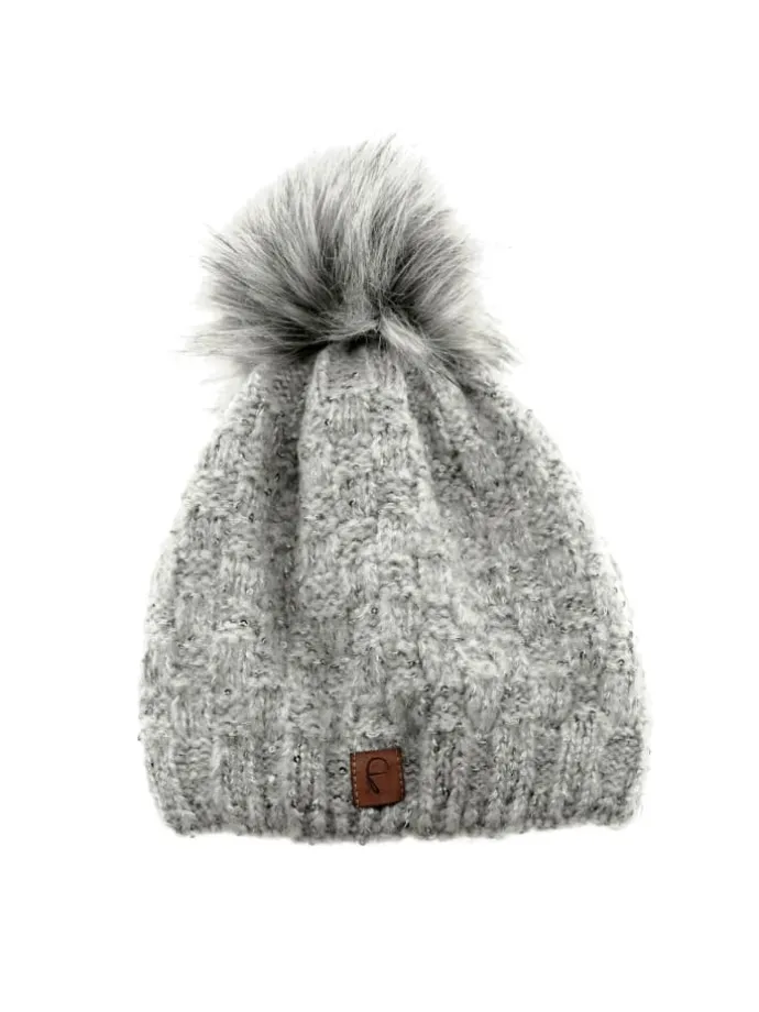 Mütze zum Warmhalten im Herbst oder Winter Bommel-Mütze mit Perlen in Grau