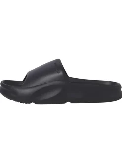 Pantoletten in Schwarz