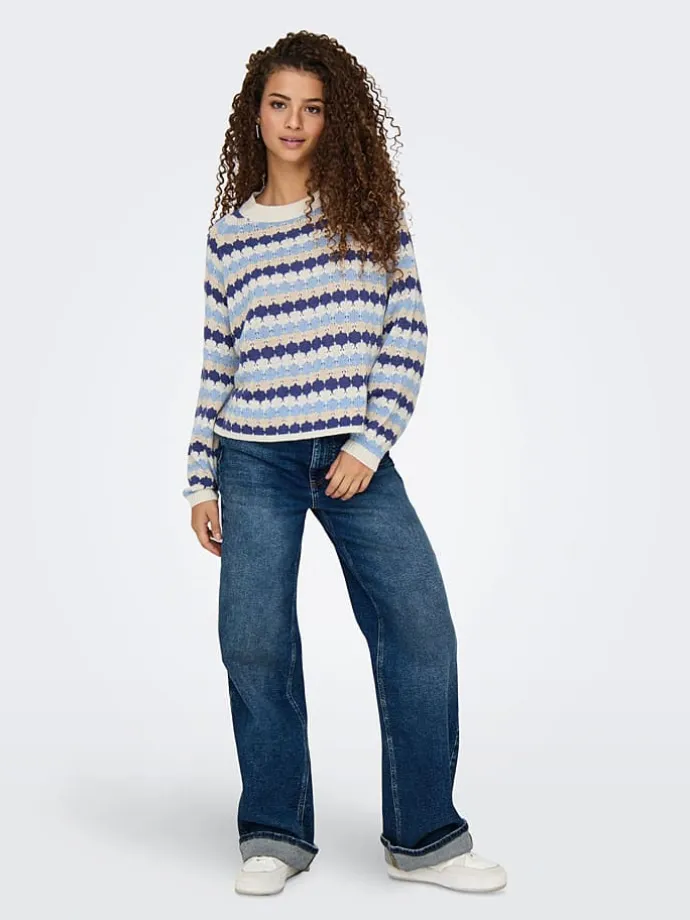Pullover in Bunt