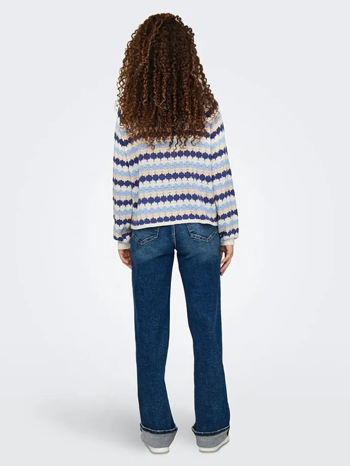 Pullover in Bunt