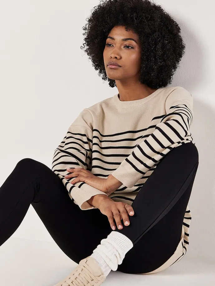 Pullover in Creme/ Schwarz