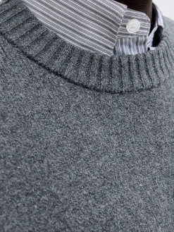 Pullover in Grau