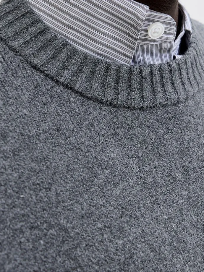 Pullover in Grau