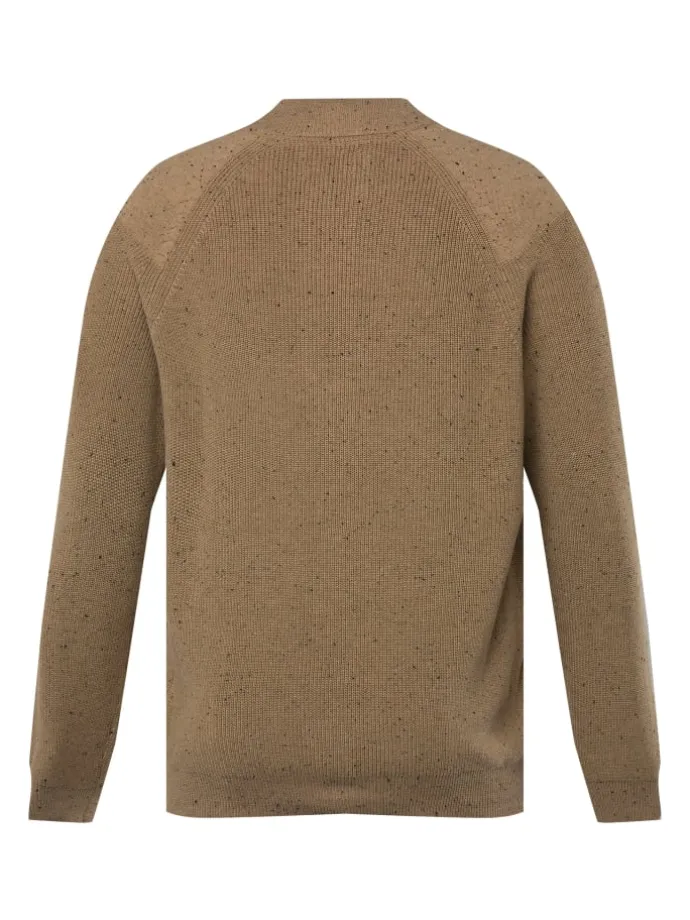 Pullover in sandstein