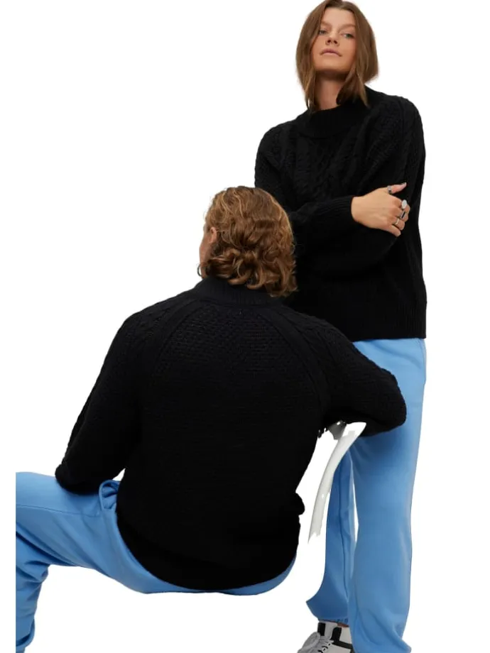 Pullover in schwarz