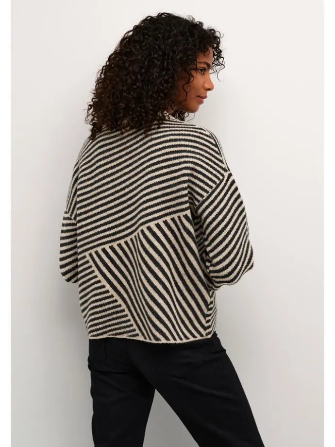 Pullover in Schwarz/ Beige