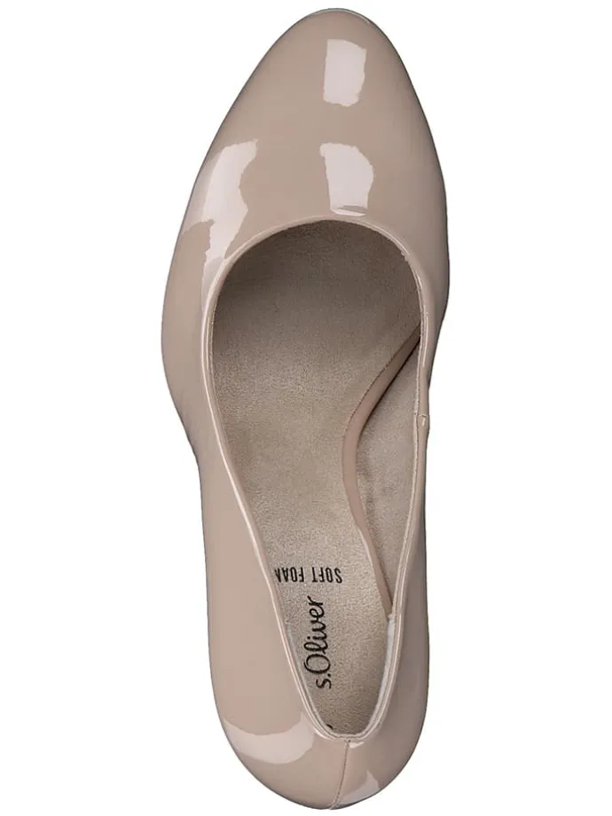 Pumps in Beige