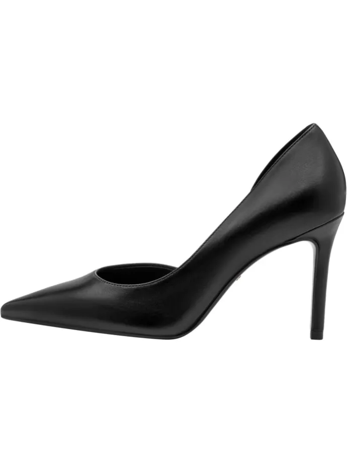 Pumps in BLACK