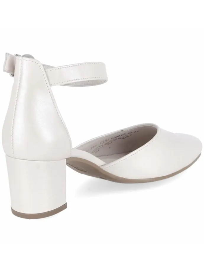 Pumps in weiss