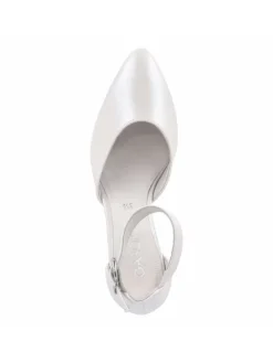 Pumps in weiss