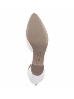 Pumps in weiss
