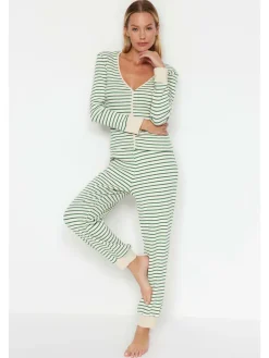 Pyjama in Creme/ Grün