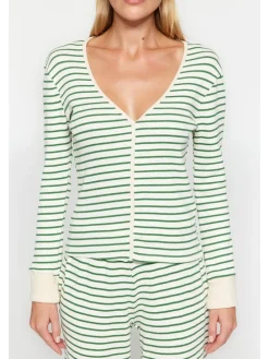 Pyjama in Creme/ Grün