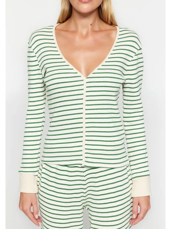Pyjama in Creme/ Grün