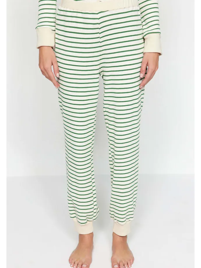 Pyjama in Creme/ Grün