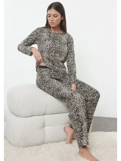 Pyjama in Grau