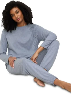 Pyjama in Hellblau
